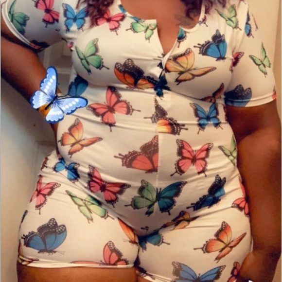 Butterfly Onsesie - Picture 3 of 3